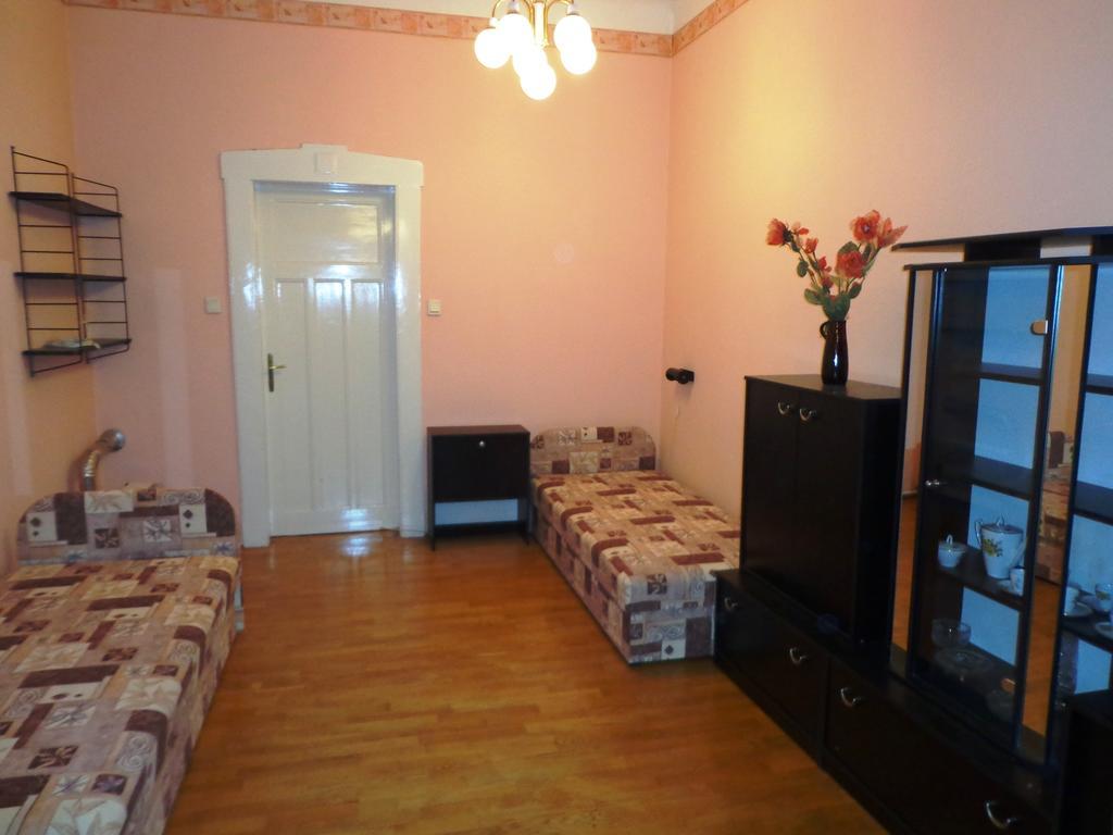 Sissy-home Apartman